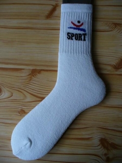 PEMIFROTÉ- pánské sportovní ponožky vzorované PEMI černé