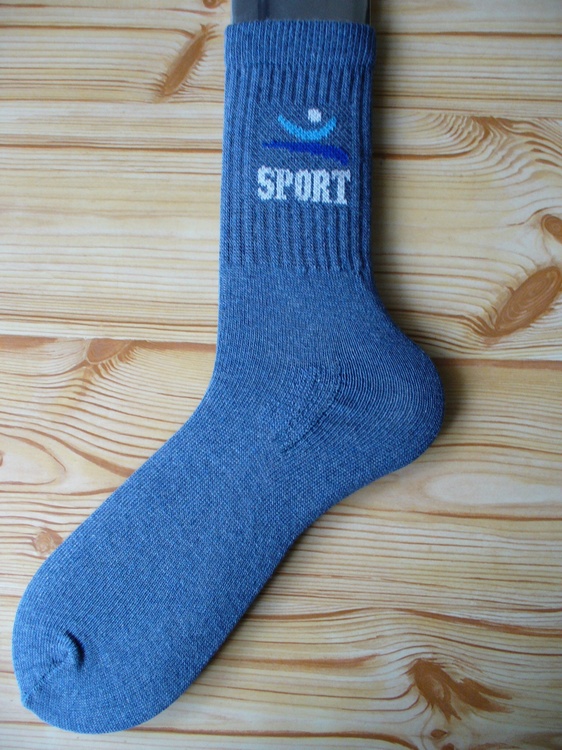 PEMIFROTÉ- pánské sportovní ponožky vzorované PEMI 45-47(30-31)