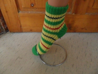 Y002-dámské zimní ponožky Novia pruhovaná žlutě zelené 37-38 (24-25) 